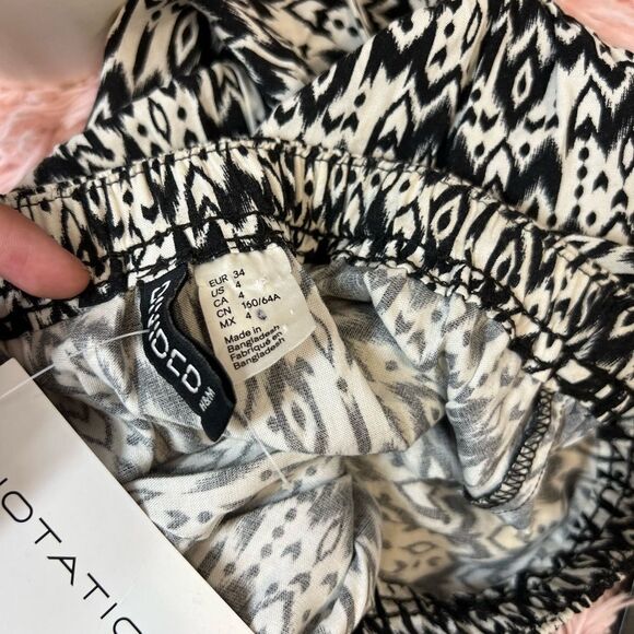 H&M Romper - Picture 3 of 5